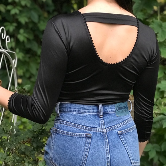 Chic black quarter-length sleeved shirt - Picture 2 of 5